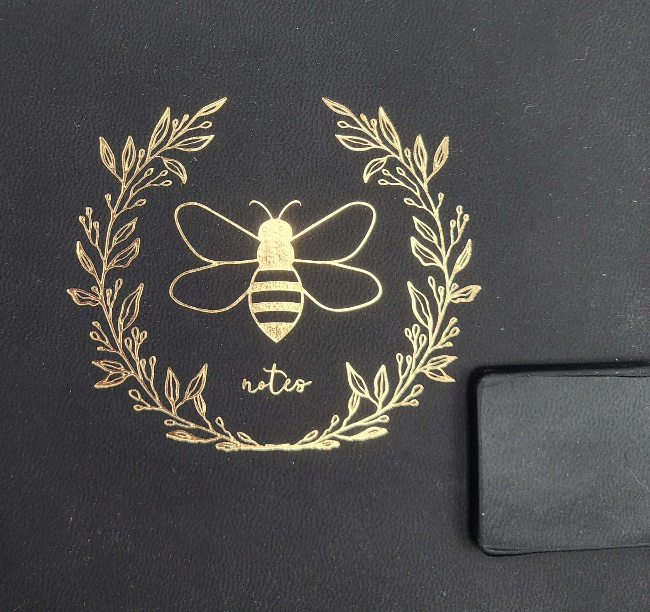 bookworm bundle – elegant bee journal gift set